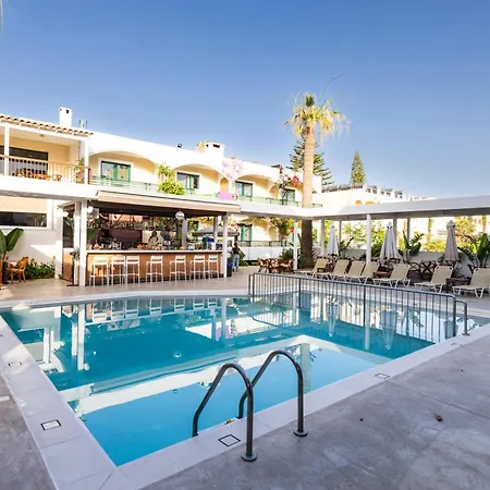 Trefon And Family Aparthotel 3*