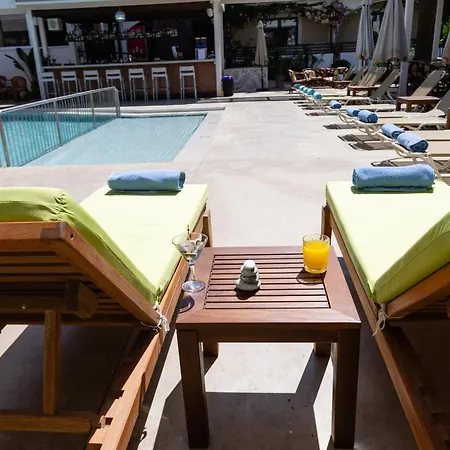 Aparthotel Trefon And Family 3*
